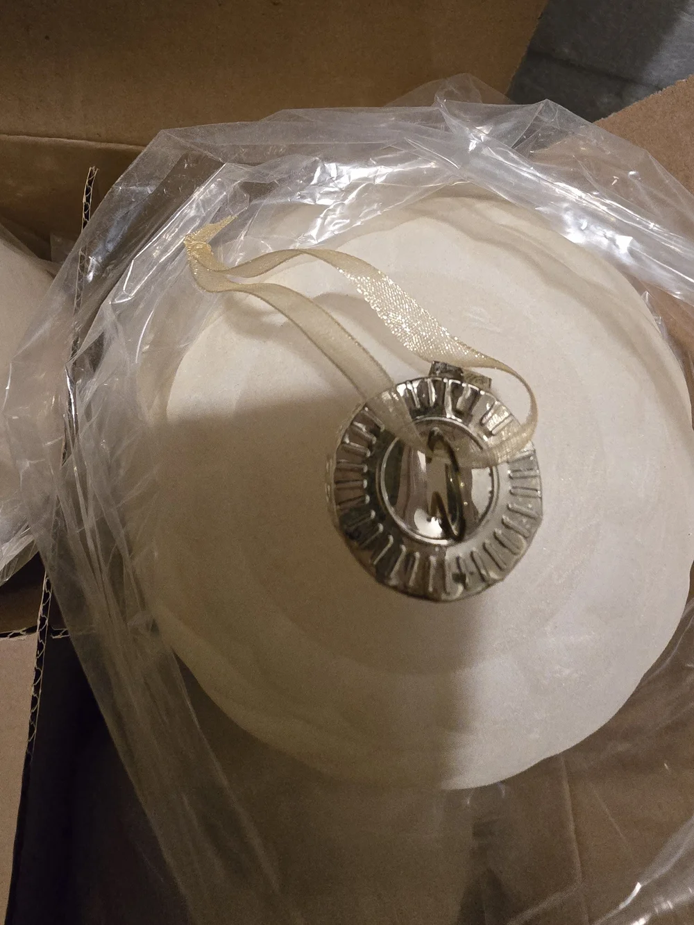 Ivory Velvet Holiday Ornament Set: Large. 4-Pack.  NWT.